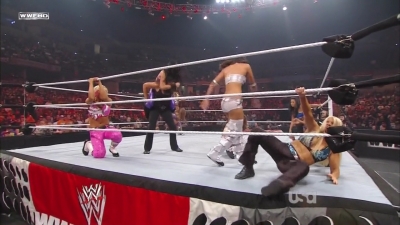 WWE_Monday_Night_Raw_2010_09_27_mp4_000922154.jpg