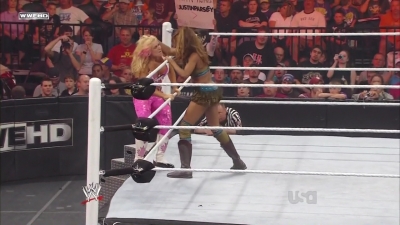 WWE_Monday_Night_Raw_2010_09_27_mp4_001144910.jpg