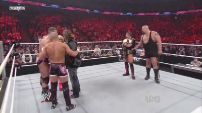 WWE_Monday_Night_Raw_2010_04_12_HDTV_XviD-WB_avi_001272372.jpg