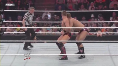 WWE_Monday_Night_Raw_2010_04_12_HDTV_XviD-WB_avi_001324290.jpg