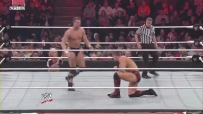 WWE_Monday_Night_Raw_2010_04_12_HDTV_XviD-WB_avi_001334034.jpg