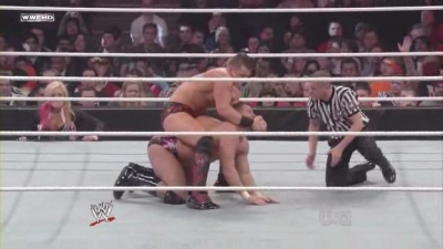 WWE_Monday_Night_Raw_2010_04_12_HDTV_XviD-WB_avi_001450917.jpg
