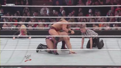 WWE_Monday_Night_Raw_2010_04_12_HDTV_XviD-WB_avi_001453286.jpg