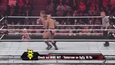 WWE_Monday_Night_Raw_2010_04_12_HDTV_XviD-WB_avi_001472172.jpg