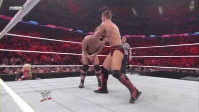 WWE_Monday_Night_Raw_2010_04_12_HDTV_XviD-WB_avi_001484951.jpg