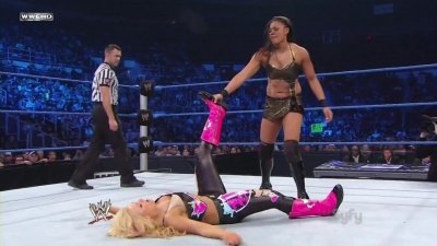 WWE_SmackDown_06_17_11_720p_AC3_5_1_x264_mkv_000146479.jpg