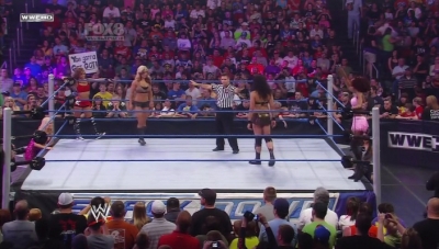 WWE_Friday_Night_SmackDown_06_03_2011_HDTV_x264_28129_Kaitlyn_A_J_vs_Alicia_Fox_Tamina_mkv_000065639.jpg