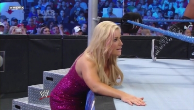 WWE_Friday_Night_SmackDown_06_03_2011_HDTV_x264_28129_Kaitlyn_A_J_vs_Alicia_Fox_Tamina_mkv_000113999.jpg