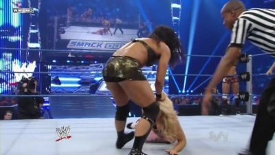 WWE_SmackDown_07_29_11_720p_AC3_5_1_x264_mkv_000091291.jpg