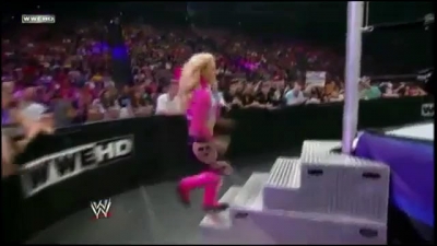 WWE_Friday_Night_SmackDown_08_05_2011_HDTV_x264_Natalya_vs_A_J_mkv_000034568.jpg