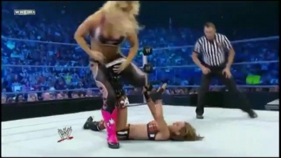 WWE_Friday_Night_SmackDown_08_05_2011_HDTV_x264_Natalya_vs_A_J_mkv_000143576.jpg