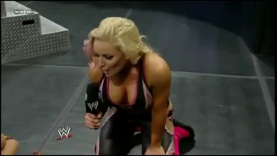 WWE_Friday_Night_SmackDown_08_05_2011_HDTV_x264_Natalya_vs_A_J_mkv_000274707.jpg