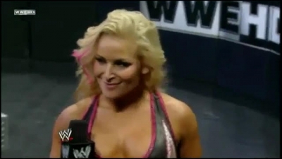 WWE_Friday_Night_SmackDown_08_05_2011_HDTV_x264_Natalya_vs_A_J_mkv_000283216.jpg