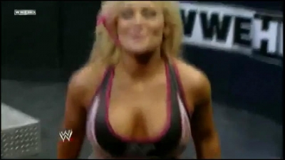 WWE_Friday_Night_SmackDown_08_05_2011_HDTV_x264_Natalya_vs_A_J_mkv_000287020.jpg