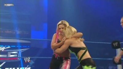 WWE_Friday_Night_Smackdown_2009_12_04_WS_PDTV_XviD-KYR_WRESTLiNGBAY_COM_avi_001997964.jpg