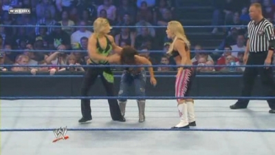 WWE_Friday_Night_Smackdown_2009_12_04_WS_PDTV_XviD-KYR_WRESTLiNGBAY_COM_avi_002014714.jpg