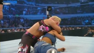 WWE_Friday_Night_Smackdown_2009_12_04_WS_PDTV_XviD-KYR_WRESTLiNGBAY_COM_avi_002070403.jpg