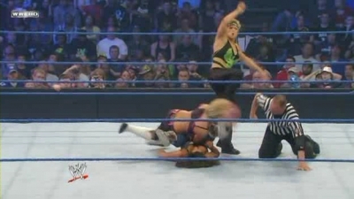 WWE_Friday_Night_Smackdown_2009_12_04_WS_PDTV_XviD-KYR_WRESTLiNGBAY_COM_avi_002110577.jpg