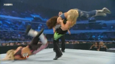 WWE_Friday_Night_Smackdown_2009_12_04_WS_PDTV_XviD-KYR_WRESTLiNGBAY_COM_avi_002119319.jpg