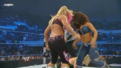 WWE_Friday_Night_Smackdown_2009_12_04_WS_PDTV_XviD-KYR_WRESTLiNGBAY_COM_avi_002126993.jpg