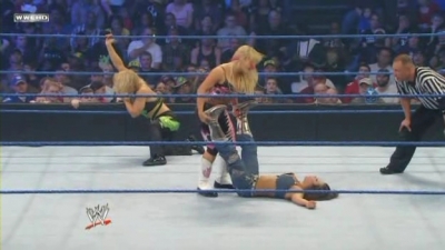 WWE_Friday_Night_Smackdown_2009_12_04_WS_PDTV_XviD-KYR_WRESTLiNGBAY_COM_avi_002140206.jpg