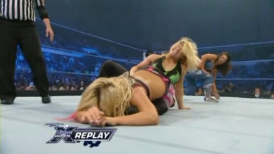 WWE_Friday_Night_Smackdown_2009_12_04_WS_PDTV_XviD-KYR_WRESTLiNGBAY_COM_avi_002197130.jpg