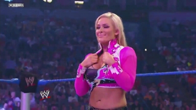 WWE_Superstars_21_7_11_-_Natalya_vs_Alicia_Fox_mp4_000019400.jpg