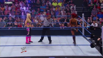 WWE_Superstars_21_7_11_-_Natalya_vs_Alicia_Fox_mp4_000041267.jpg