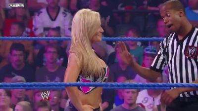 WWE_Superstars_21_7_11_-_Natalya_vs_Alicia_Fox_mp4_000042400.jpg