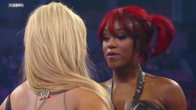 WWE_Superstars_21_7_11_-_Natalya_vs_Alicia_Fox_mp4_000050600.jpg