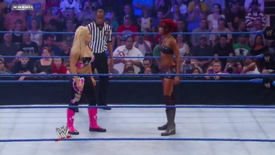 WWE_Superstars_21_7_11_-_Natalya_vs_Alicia_Fox_mp4_000054733.jpg