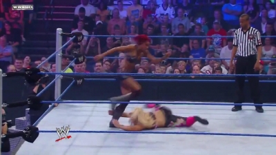 WWE_Superstars_21_7_11_-_Natalya_vs_Alicia_Fox_mp4_000070467.jpg