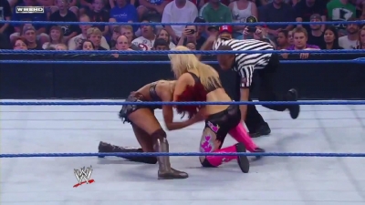 WWE_Superstars_21_7_11_-_Natalya_vs_Alicia_Fox_mp4_000076800.jpg