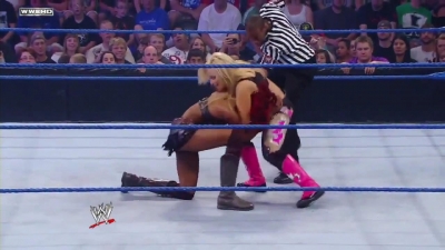 WWE_Superstars_21_7_11_-_Natalya_vs_Alicia_Fox_mp4_000077333.jpg