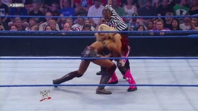 WWE_Superstars_21_7_11_-_Natalya_vs_Alicia_Fox_mp4_000077800.jpg