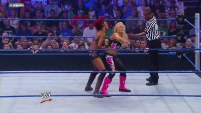 WWE_Superstars_21_7_11_-_Natalya_vs_Alicia_Fox_mp4_000083933.jpg
