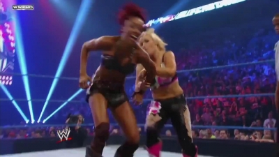 WWE_Superstars_21_7_11_-_Natalya_vs_Alicia_Fox_mp4_000086133.jpg