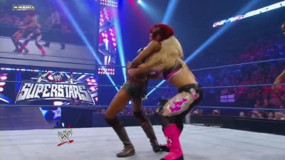 WWE_Superstars_21_7_11_-_Natalya_vs_Alicia_Fox_mp4_000088533.jpg
