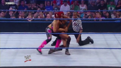 WWE_Superstars_21_7_11_-_Natalya_vs_Alicia_Fox_mp4_000093000.jpg