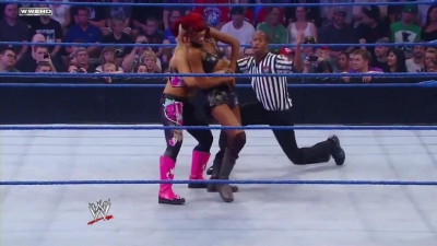 WWE_Superstars_21_7_11_-_Natalya_vs_Alicia_Fox_mp4_000093667.jpg