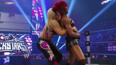 WWE_Superstars_21_7_11_-_Natalya_vs_Alicia_Fox_mp4_000096933.jpg