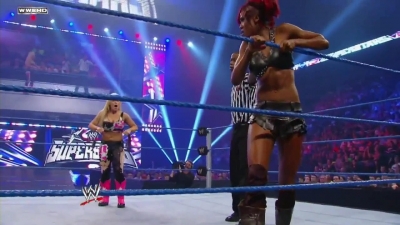 WWE_Superstars_21_7_11_-_Natalya_vs_Alicia_Fox_mp4_000101533.jpg