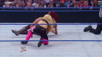 WWE_Superstars_21_7_11_-_Natalya_vs_Alicia_Fox_mp4_000131000.jpg