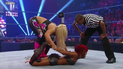 WWE_Superstars_21_7_11_-_Natalya_vs_Alicia_Fox_mp4_000142867.jpg