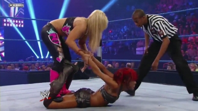 WWE_Superstars_21_7_11_-_Natalya_vs_Alicia_Fox_mp4_000143933.jpg