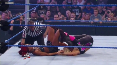 WWE_Superstars_21_7_11_-_Natalya_vs_Alicia_Fox_mp4_000152533.jpg