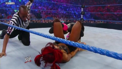 WWE_Superstars_21_7_11_-_Natalya_vs_Alicia_Fox_mp4_000153733.jpg