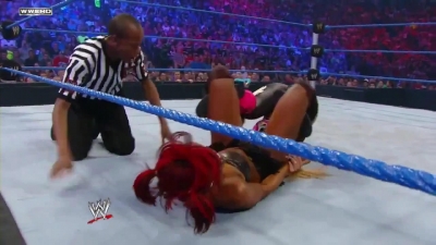 WWE_Superstars_21_7_11_-_Natalya_vs_Alicia_Fox_mp4_000154467.jpg