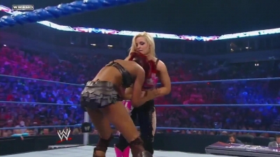WWE_Superstars_21_7_11_-_Natalya_vs_Alicia_Fox_mp4_000160800.jpg