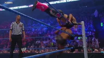 WWE_Superstars_21_7_11_-_Natalya_vs_Alicia_Fox_mp4_000164733.jpg